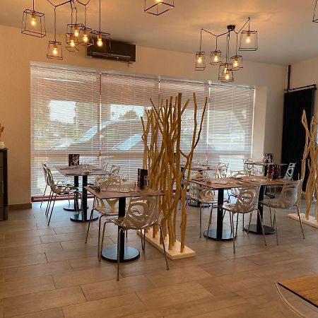 Appartement Contemporain Dange-Saint-Romain Buitenkant foto