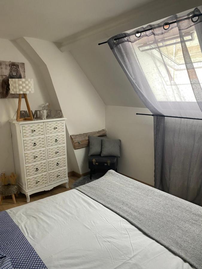 Appartement Contemporain Dange-Saint-Romain Buitenkant foto